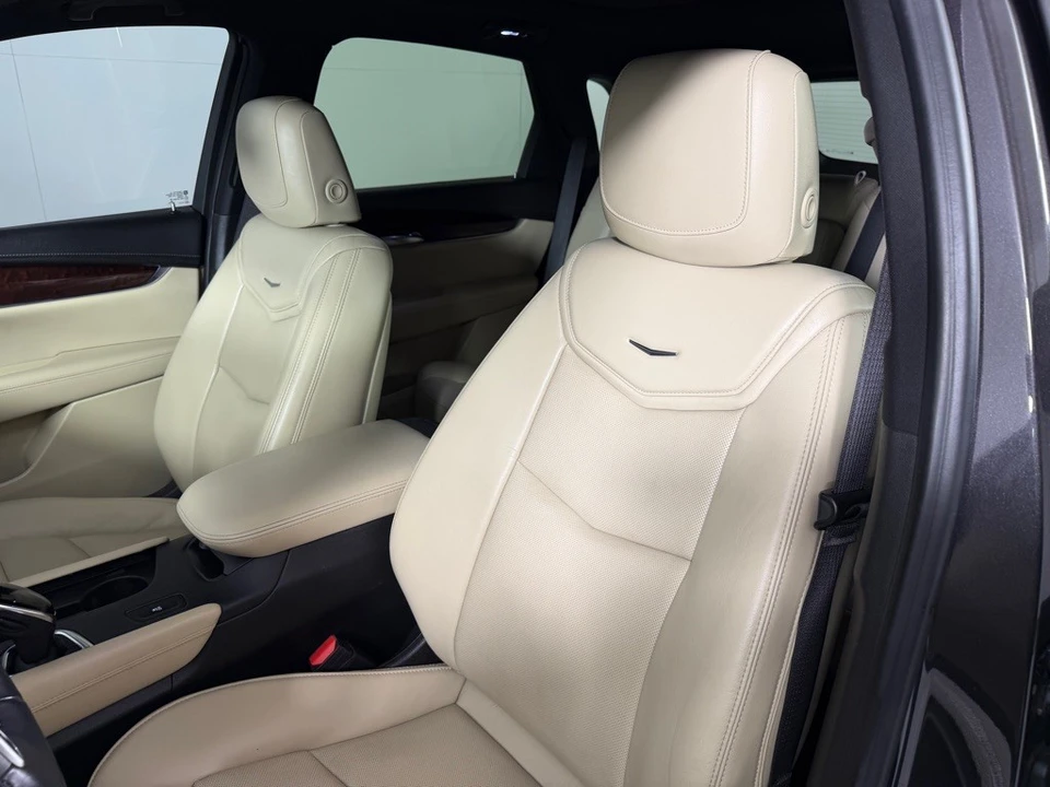 2017 Cadillac XT5 - Image 13 of 21