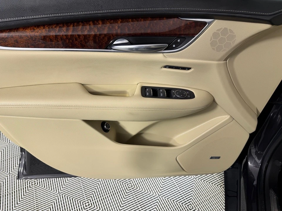 2017 Cadillac XT5 - Image 11 of 21