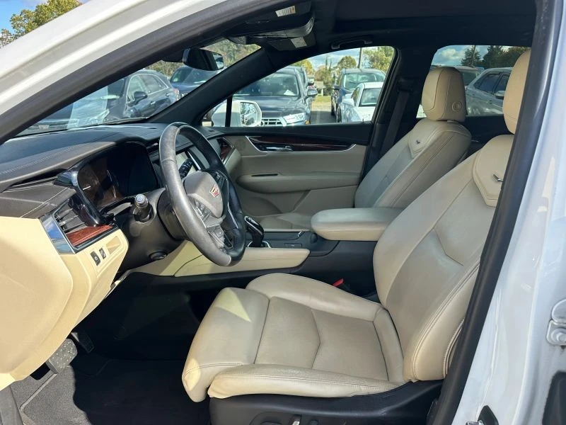 2017 Cadillac XT5 - Image 11 of 12