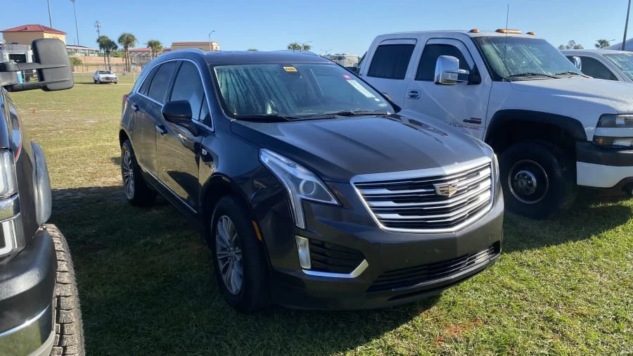 2017 Cadillac XT5 - Image 2 of 5