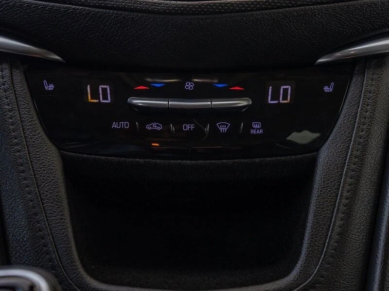 2017 Cadillac XT5 - Image 15 of 21