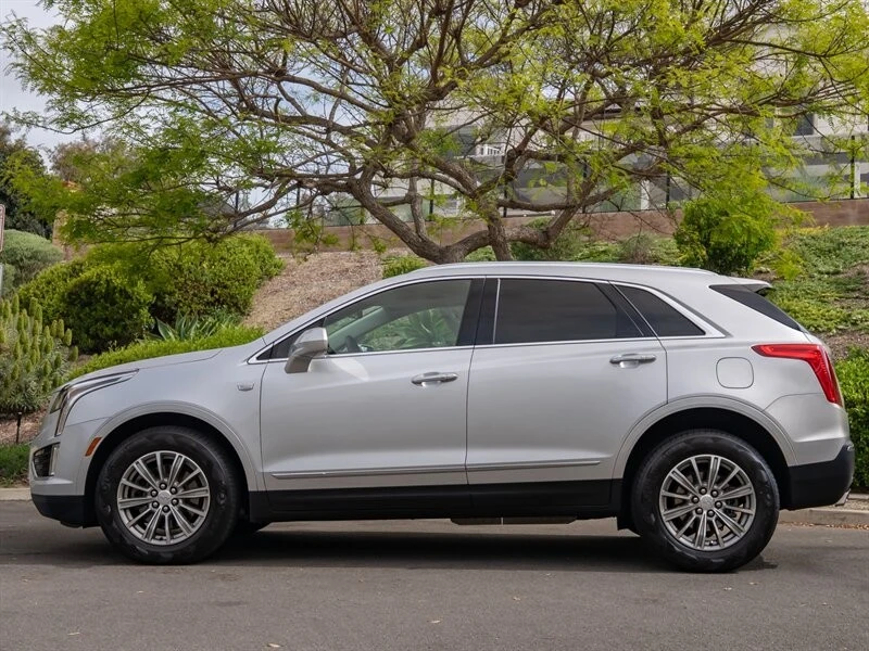2017 Cadillac XT5 - Image 10 of 21