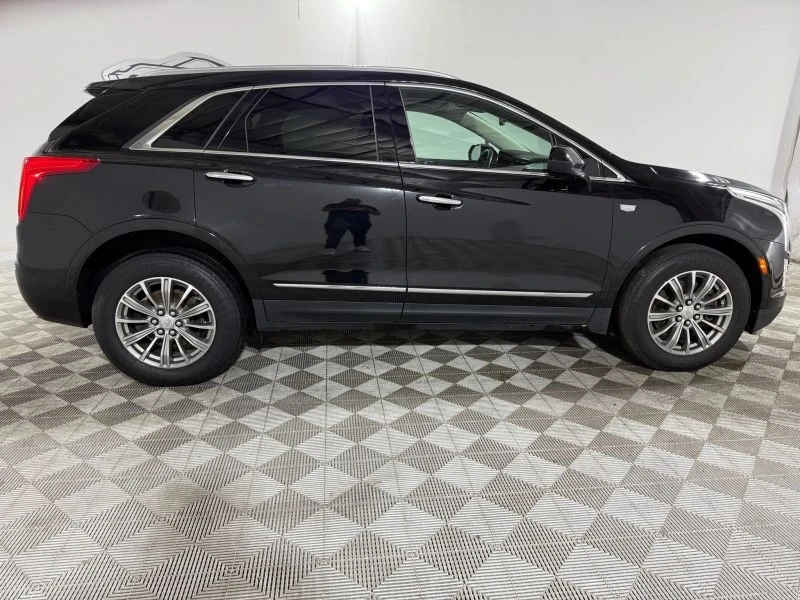 2017 Cadillac XT5 - Image 9 of 12