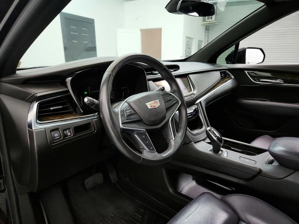2017 Cadillac XT5 - Image 13 of 21
