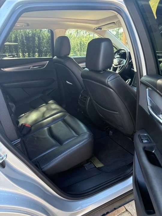 2017 Cadillac XT5 - Image 10 of 12