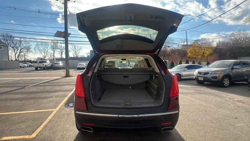 2017 Cadillac XT5 - Image 9 of 12