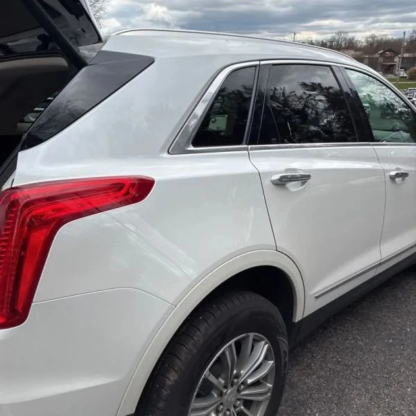 2017 Cadillac XT5 - Image 9 of 12