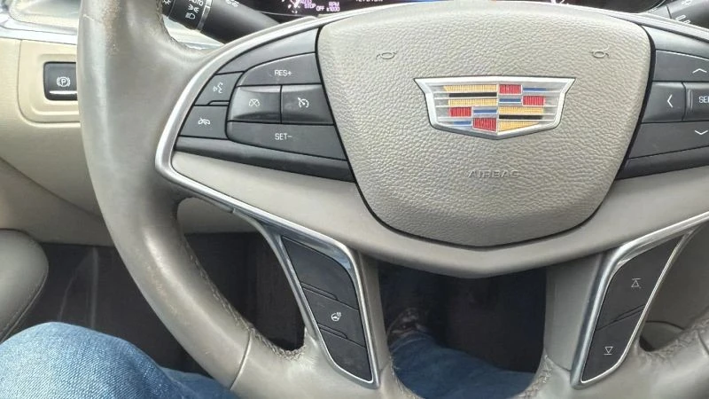 2017 Cadillac XT5 - Image 12 of 12