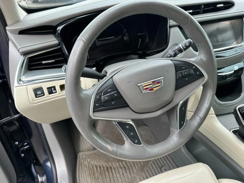 2017 Cadillac XT5 - Image 12 of 12