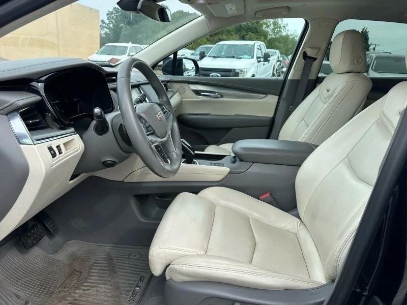 2017 Cadillac XT5 - Image 11 of 12
