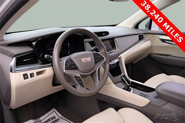 2017 Cadillac XT5 - Image 13 of 21