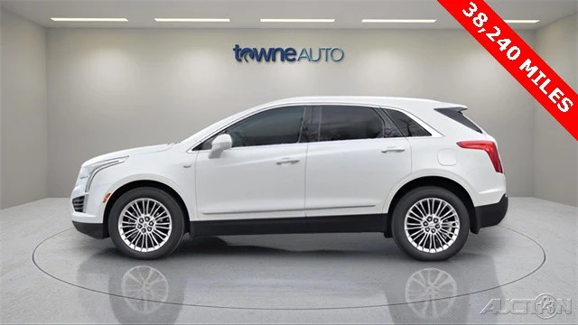 2017 Cadillac XT5 - Image 2 of 21