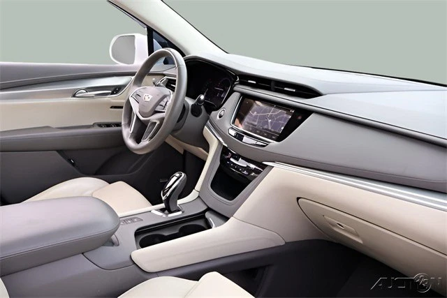 2017 Cadillac XT5 - Image 20 of 21