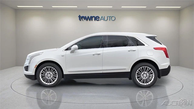 2017 Cadillac XT5 - Image 2 of 21