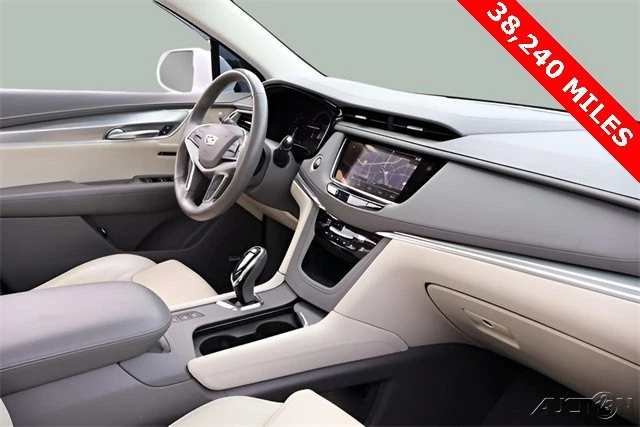 2017 Cadillac XT5 - Image 20 of 21