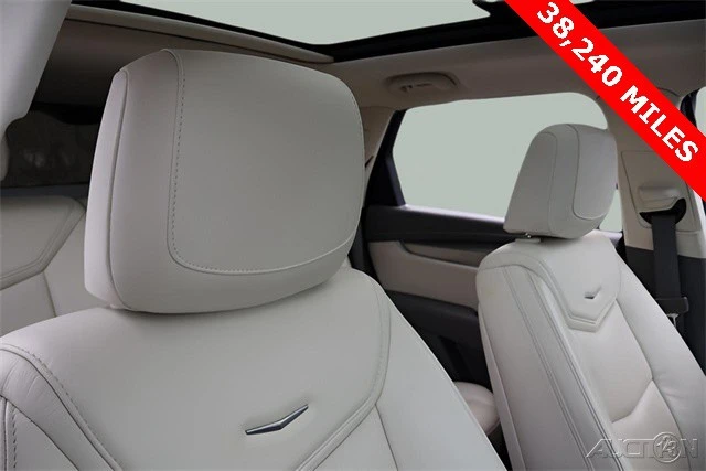 2017 Cadillac XT5 - Image 19 of 21