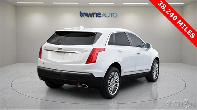 2017 Cadillac XT5 - Image 5 of 21