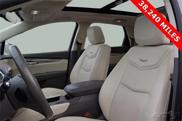 2017 Cadillac XT5 - Image 14 of 21