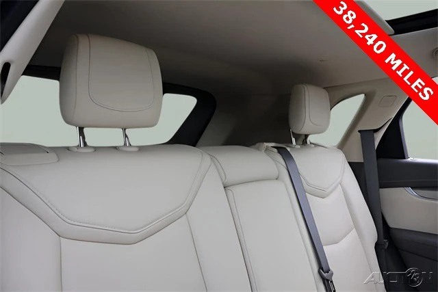 2017 Cadillac XT5 - Image 18 of 21