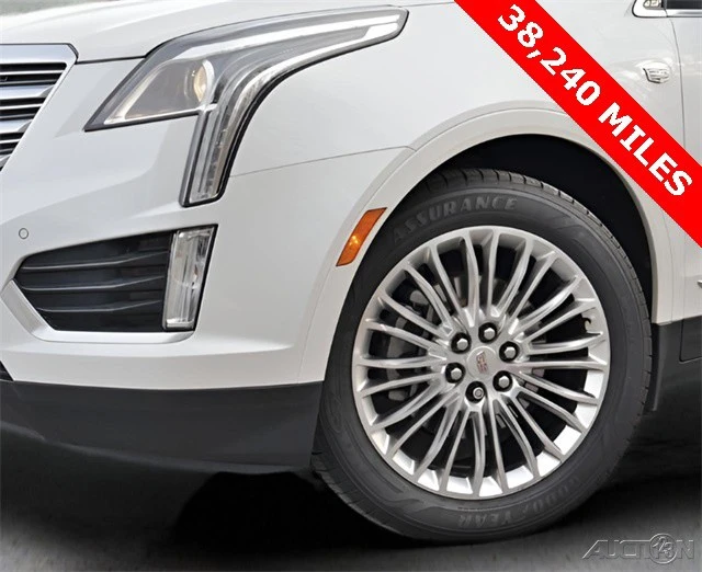 2017 Cadillac XT5 - Image 10 of 21
