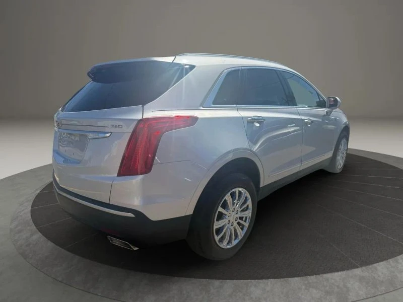 2017 Cadillac XT5 - Image 5 of 12