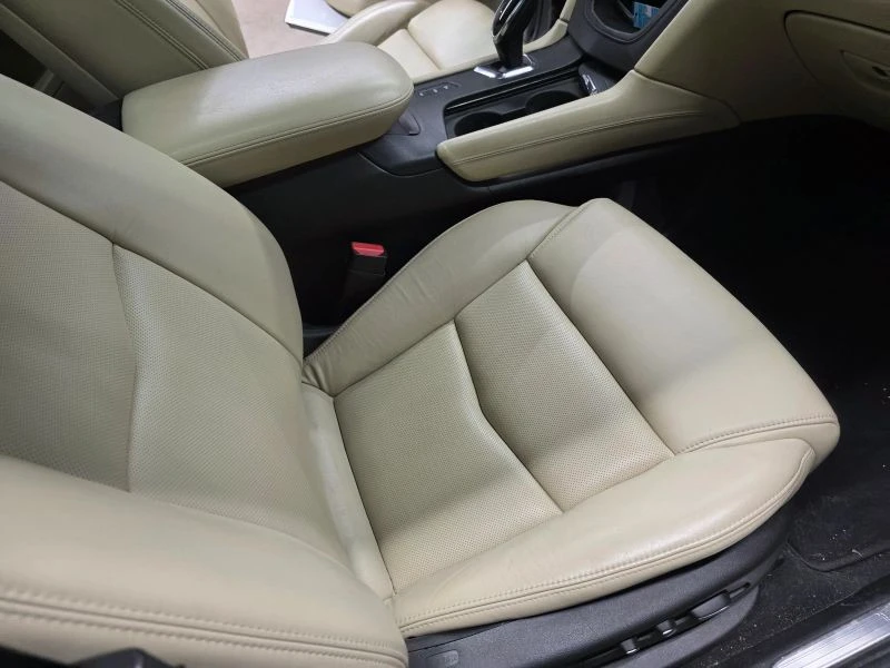 2017 Cadillac XT5 - Image 9 of 12