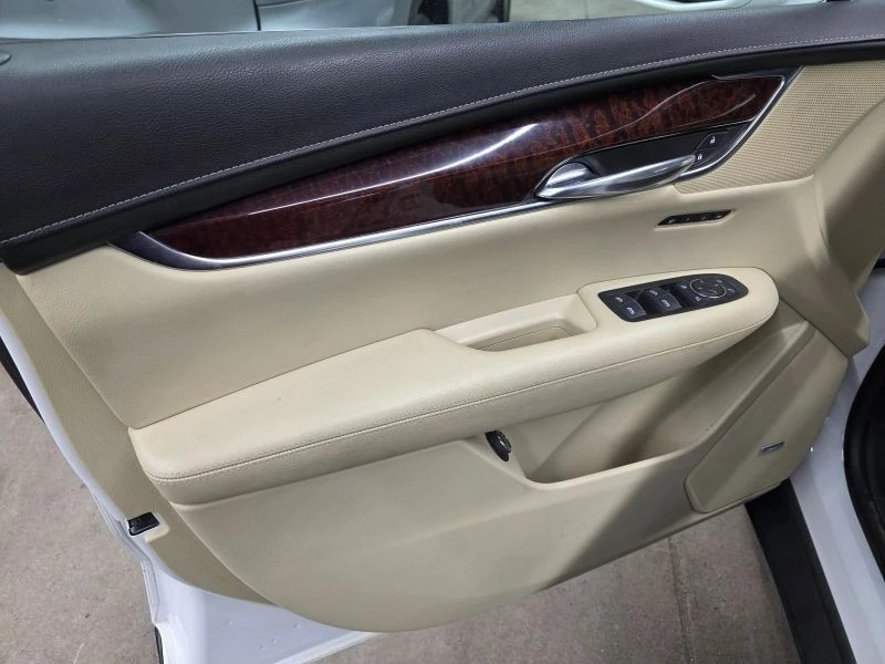 2017 Cadillac XT5 - Image 7 of 12