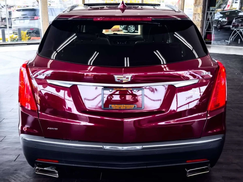 2017 Cadillac XT5 - Image 12 of 12