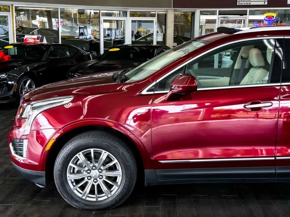 2017 Cadillac XT5 - Image 8 of 12