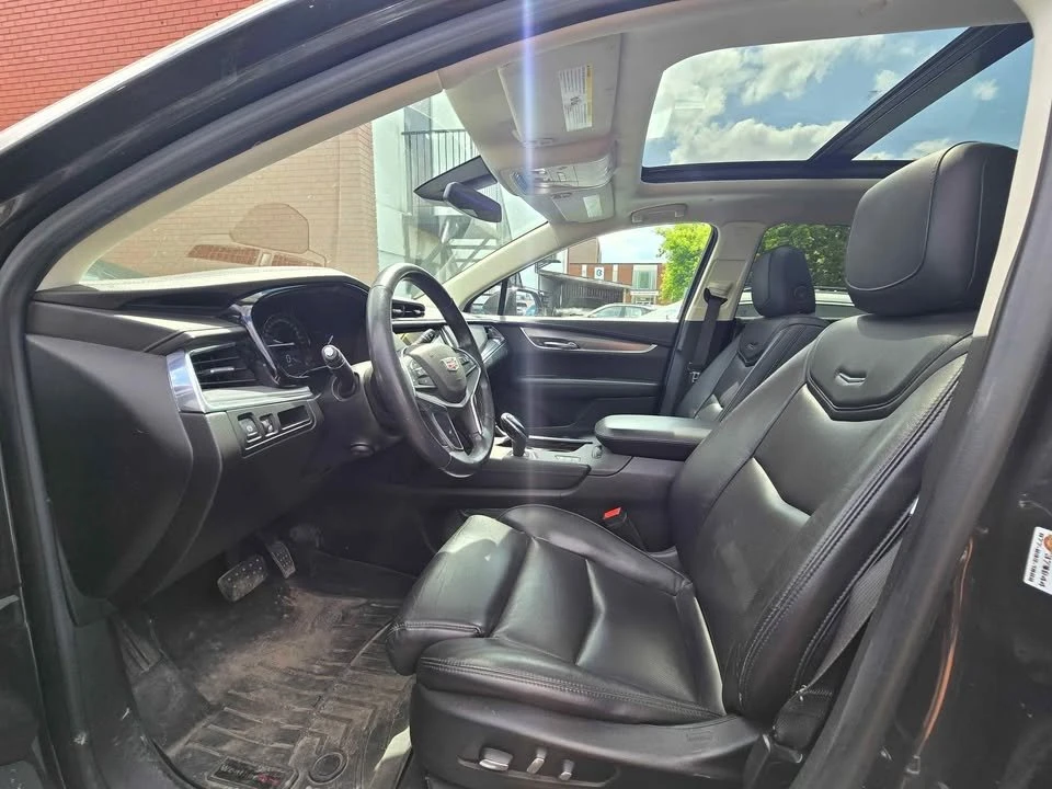 2017 Cadillac XT5 - Image 6 of 11