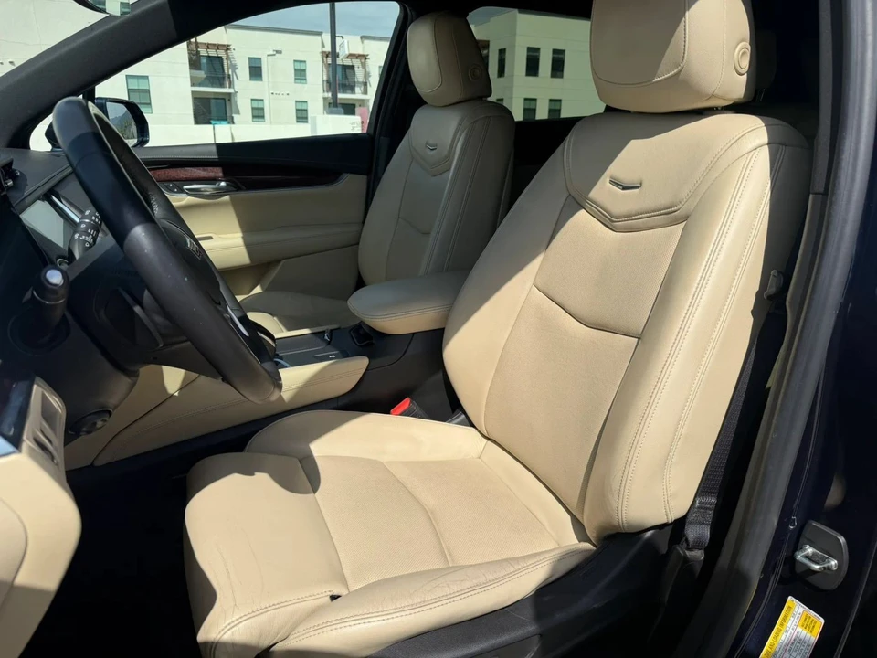 2017 Cadillac XT5 - Image 10 of 20