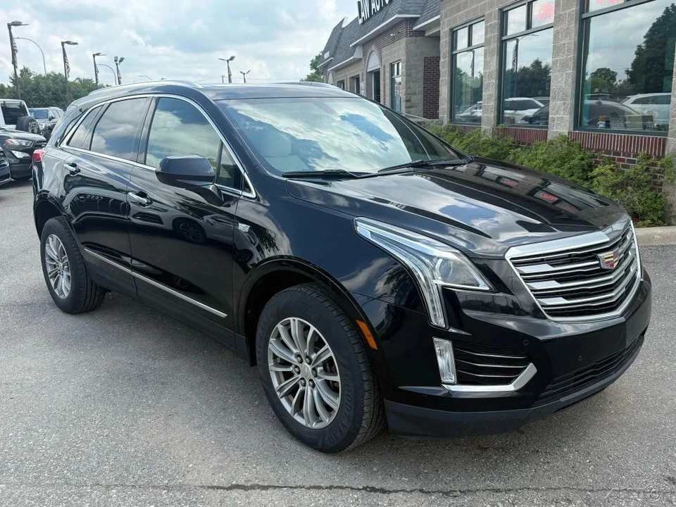 2017 Cadillac XT5 - Image 3 of 12