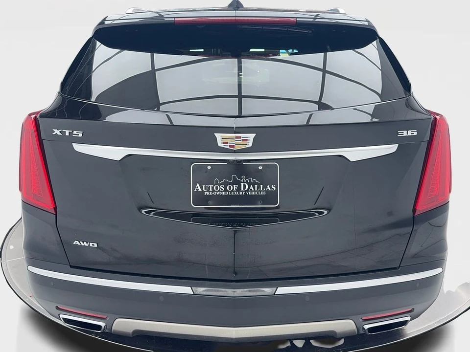 2017 Cadillac XT5 - Image 11 of 12