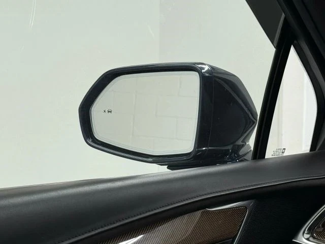 2017 Cadillac XT5 - Image 10 of 21