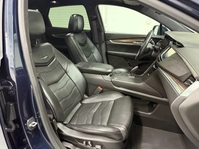 2017 Cadillac XT5 - Image 19 of 21