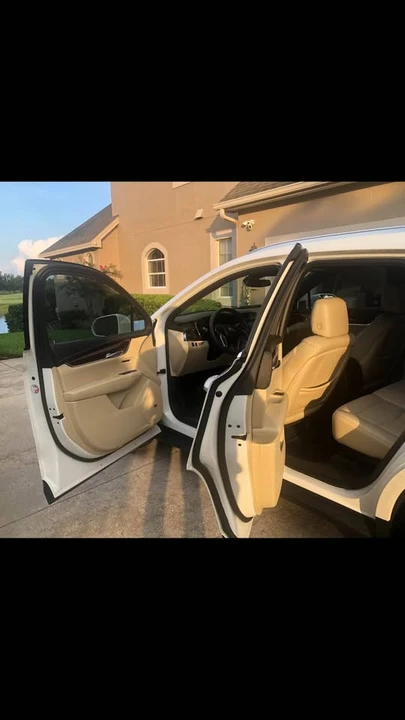 2017 Cadillac XT5 - Image 9 of 9