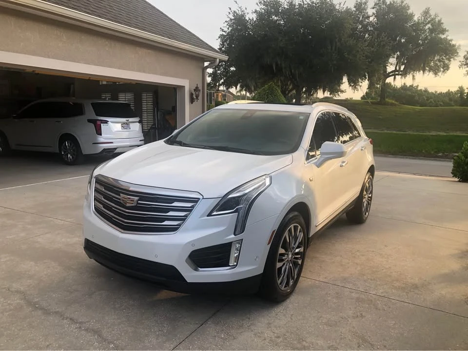 2017 Cadillac XT5 - Image 2 of 9