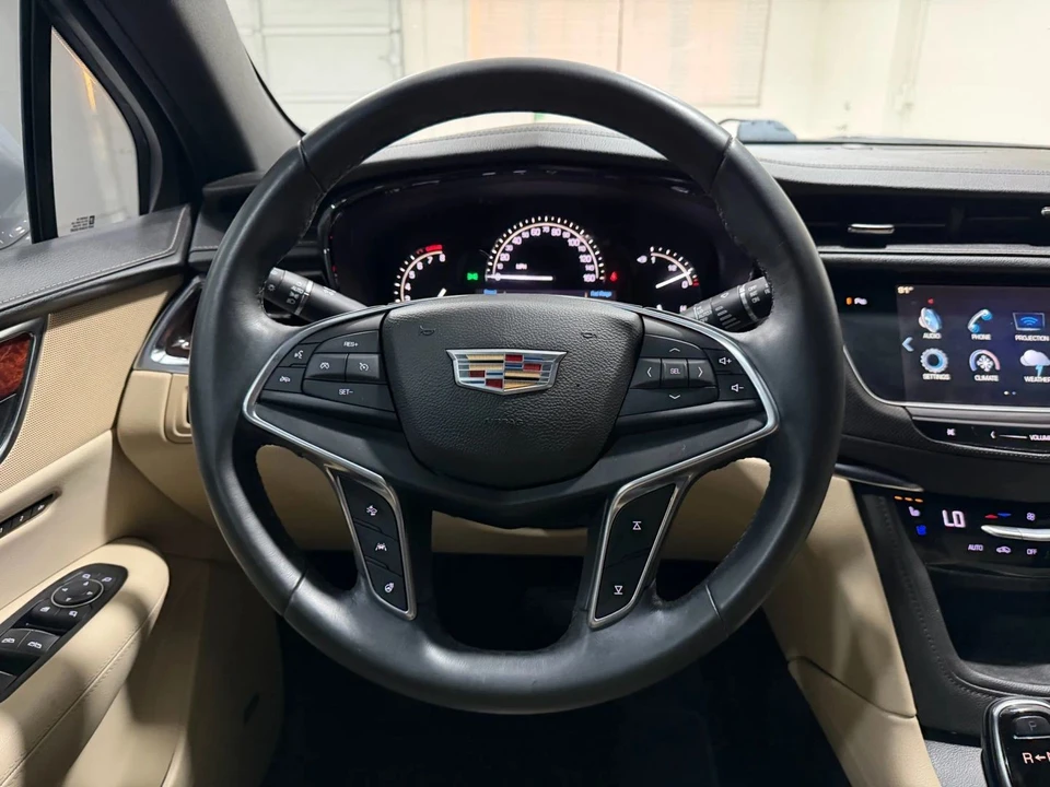 2017 Cadillac XT5 - Image 10 of 16