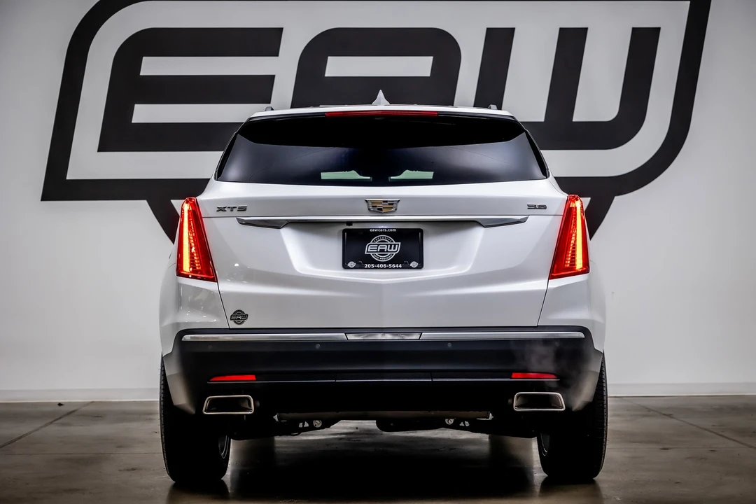 2017 Cadillac XT5 - Image 11 of 12