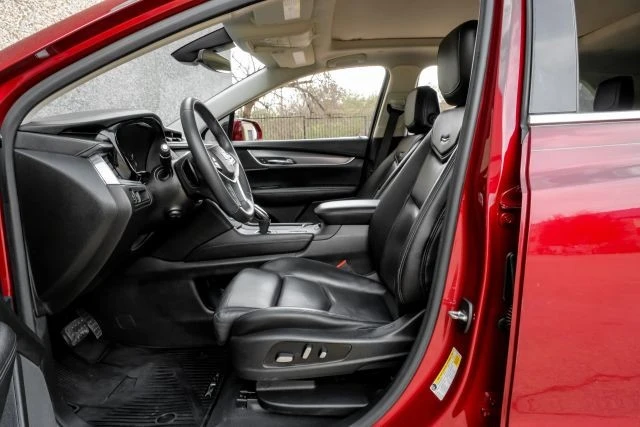 2017 Cadillac XT5 - Image 4 of 21
