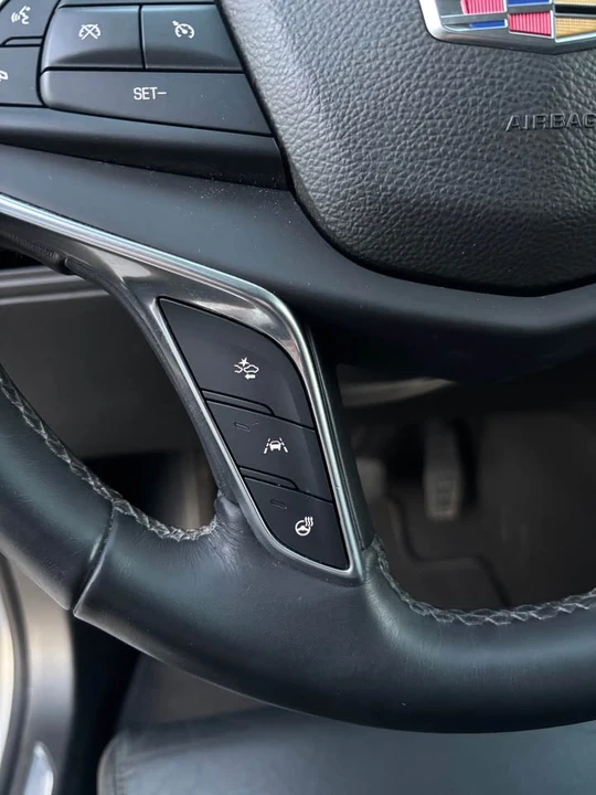 2017 Cadillac XT5 - Image 12 of 20