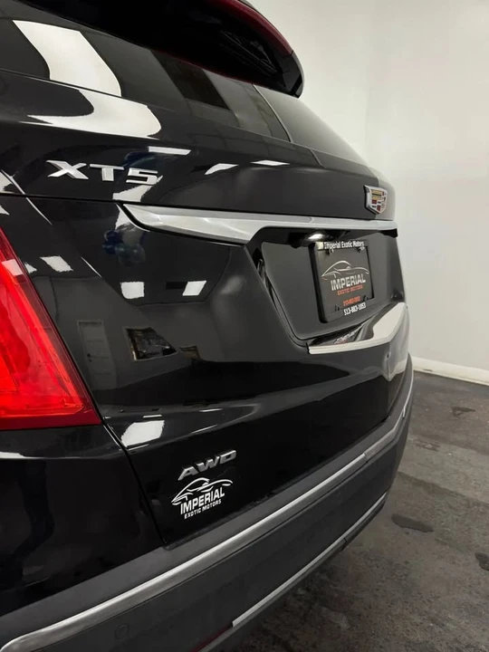 2017 Cadillac XT5 - Image 8 of 17