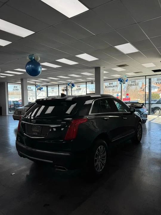 2017 Cadillac XT5 - Image 4 of 17