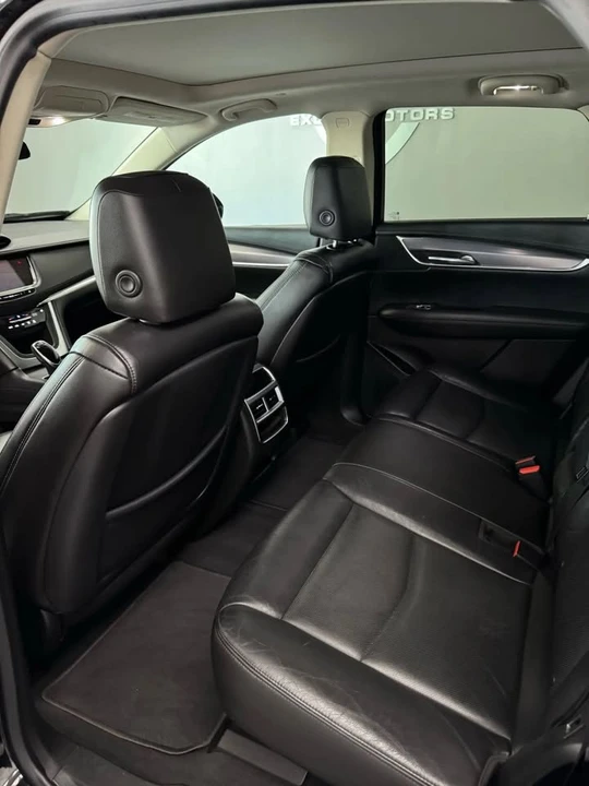 2017 Cadillac XT5 - Image 13 of 17