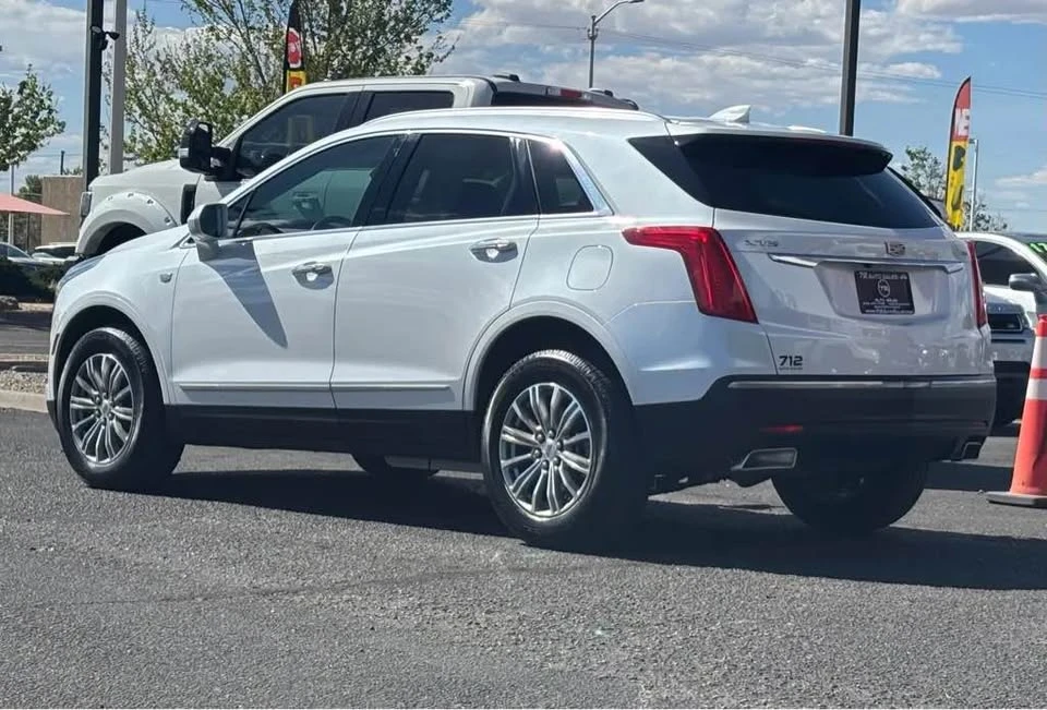 2017 Cadillac XT5 - Image 5 of 16