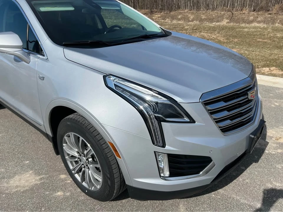 2017 Cadillac XT5 - Image 2 of 15