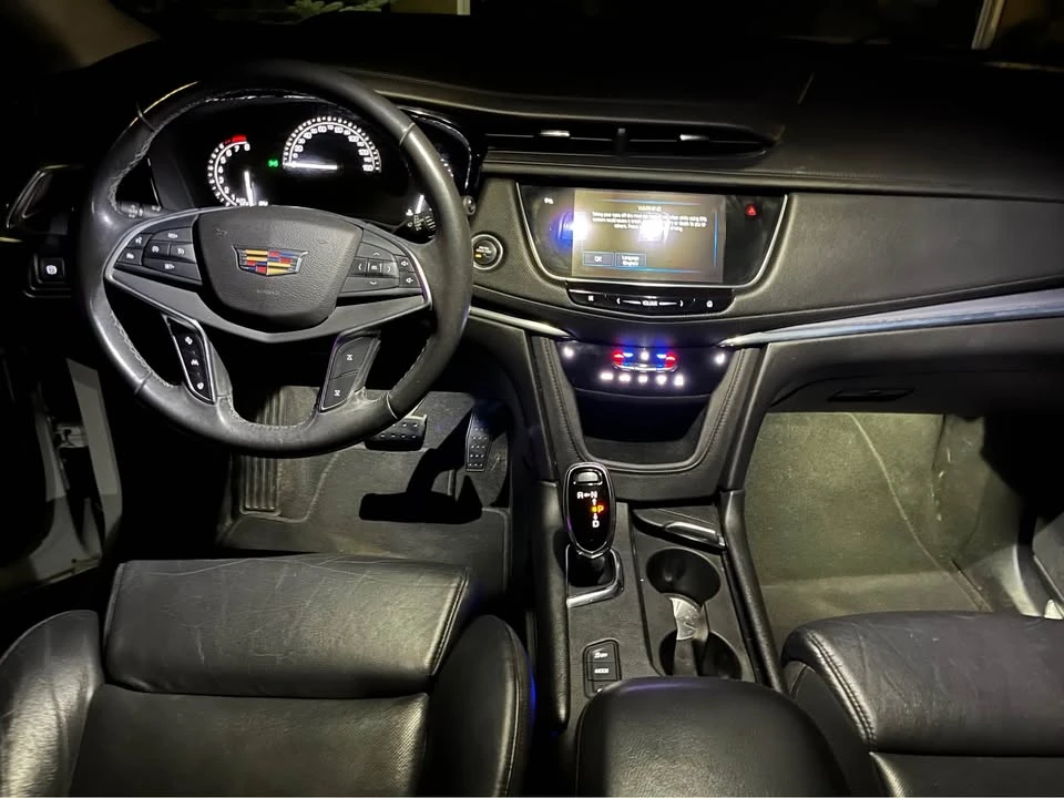 2017 Cadillac XT5 - Image 10 of 10