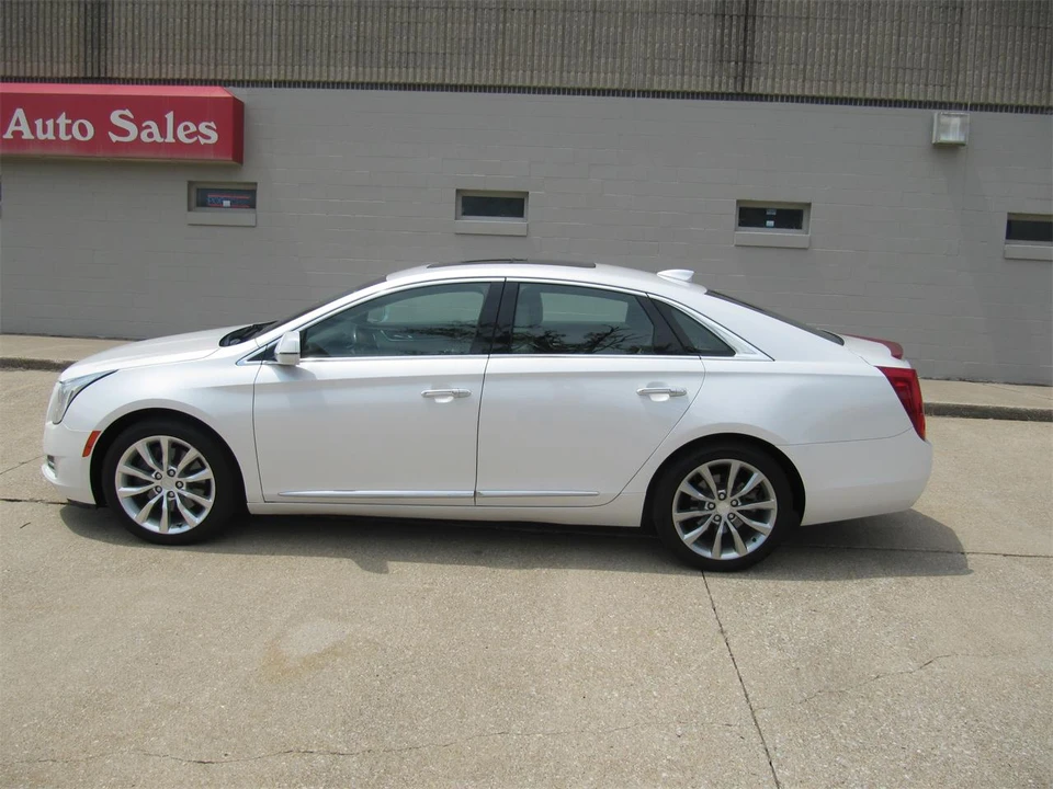 2017 Cadillac XTS - Image 2 of 26