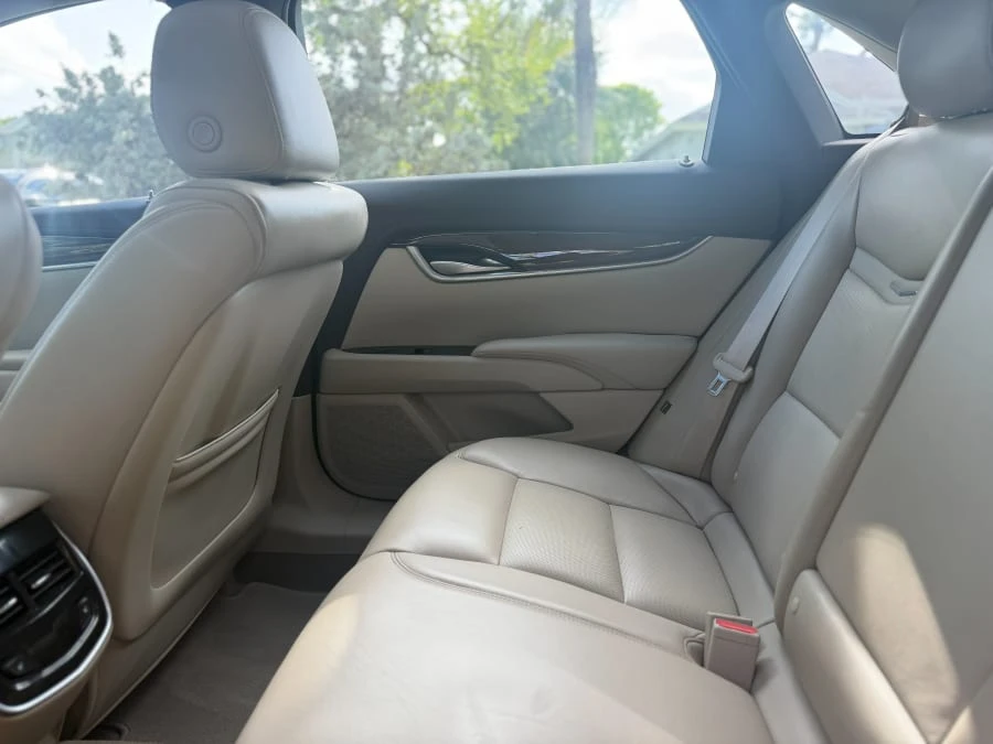2017 Cadillac XTS - Image 18 of 28