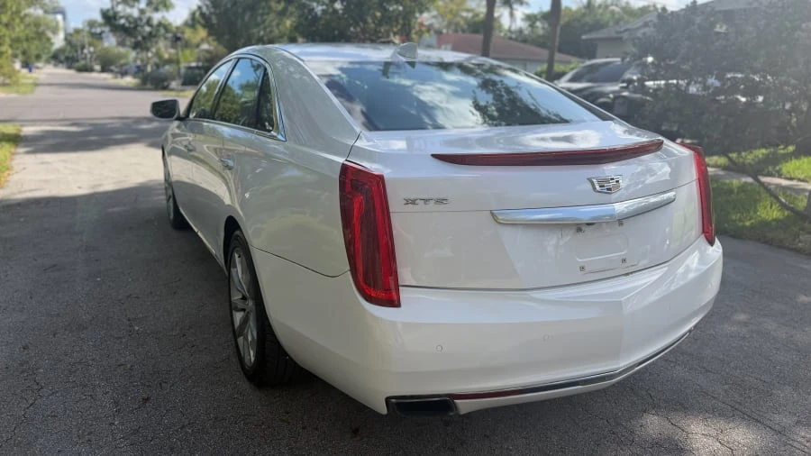 2017 Cadillac XTS - Image 7 of 28